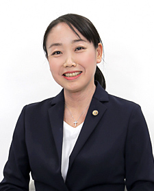 弁護士 笹森 麻美
